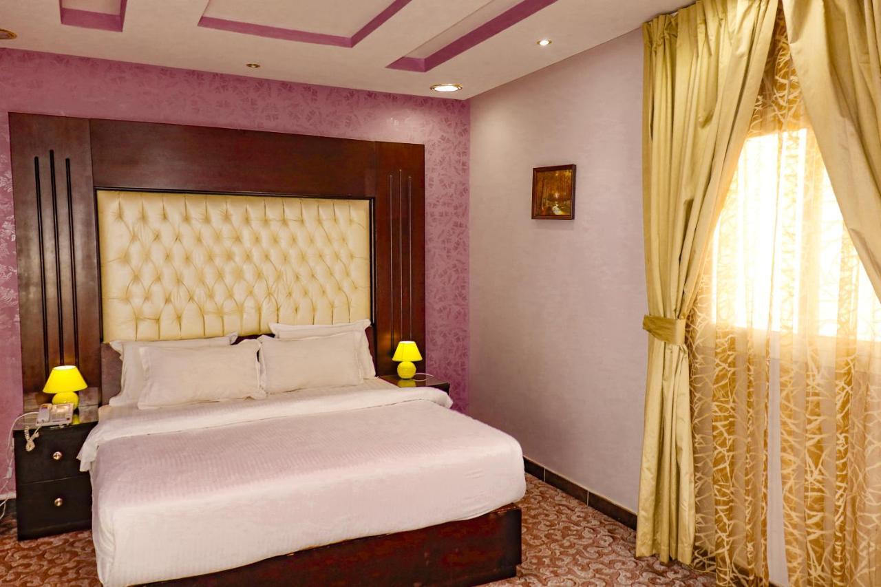 Diyafat Al Saada Serviced Apartments - Ishbillia ริยาดห์ ภายนอก รูปภาพ